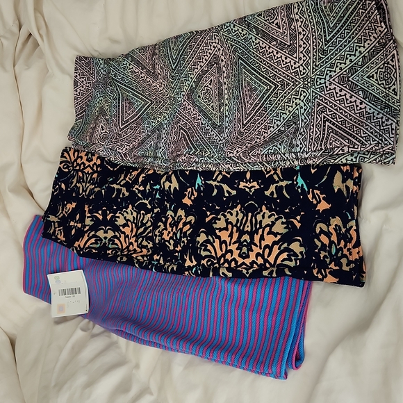 3 Lularoe cassie skirts XS - Picture 1 of 2